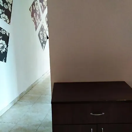 アパートホテル Apartament Nikol ブルガス